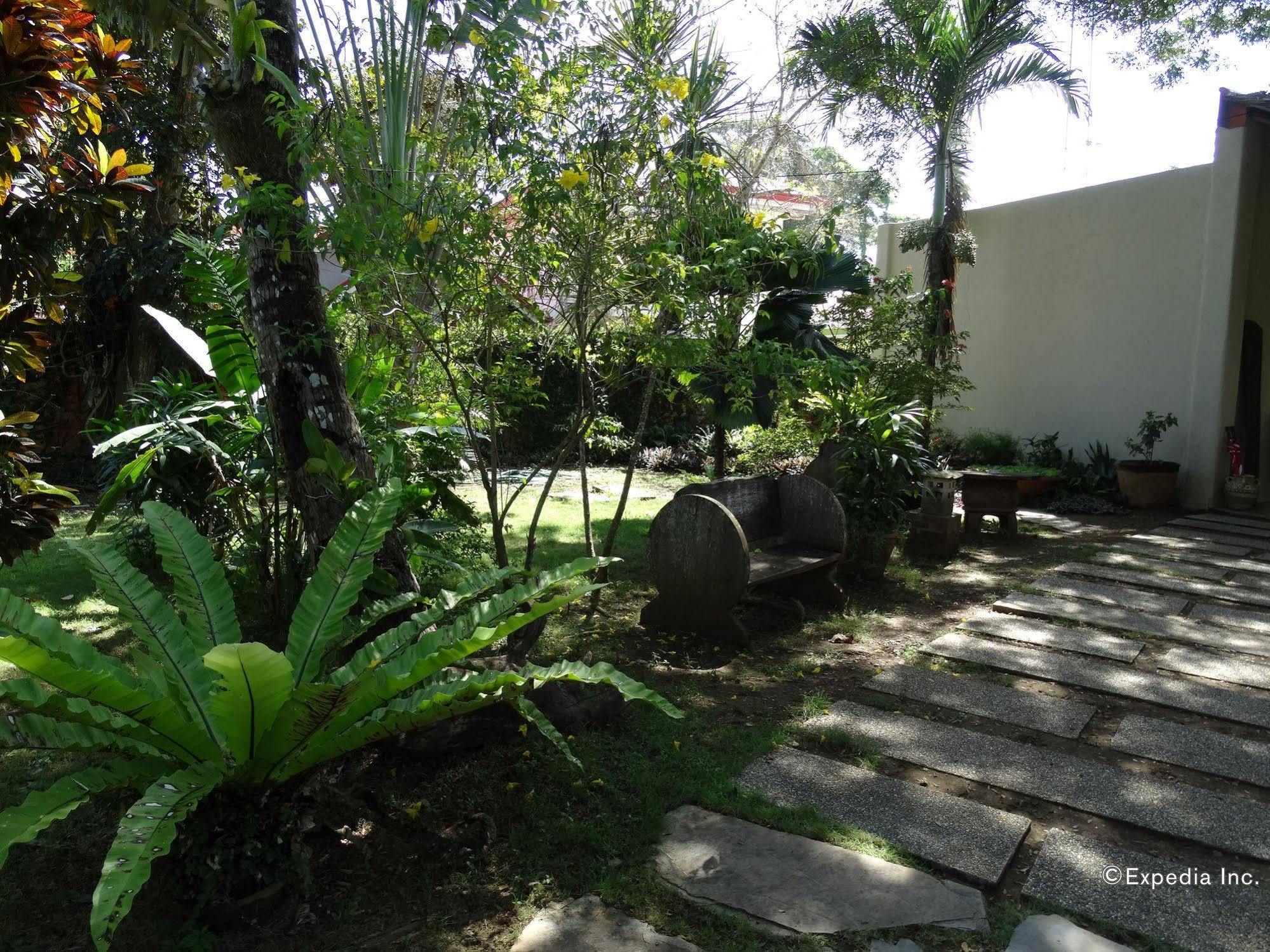 Hibiscus Garden Resort Пуэрто-Принцеса Экстерьер фото