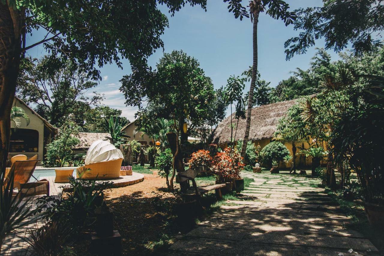 Hibiscus Garden Resort Пуэрто-Принцеса Экстерьер фото