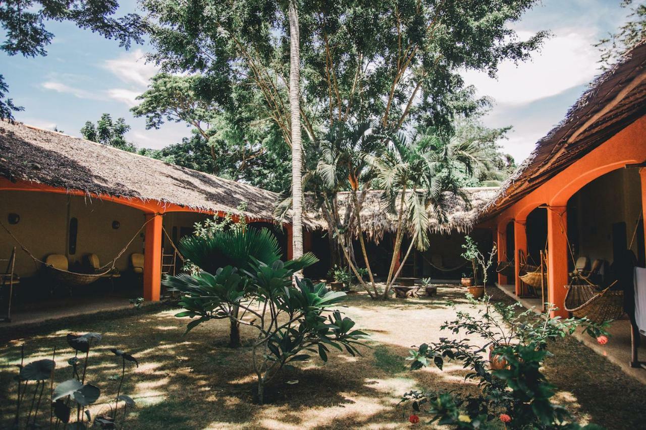 Hibiscus Garden Resort Пуэрто-Принцеса Экстерьер фото